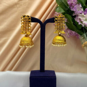 Jhumka With Stone & Pearls