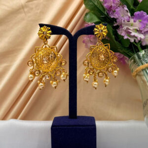 Earrings With Pearls