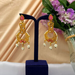 Earrings With Pearl
